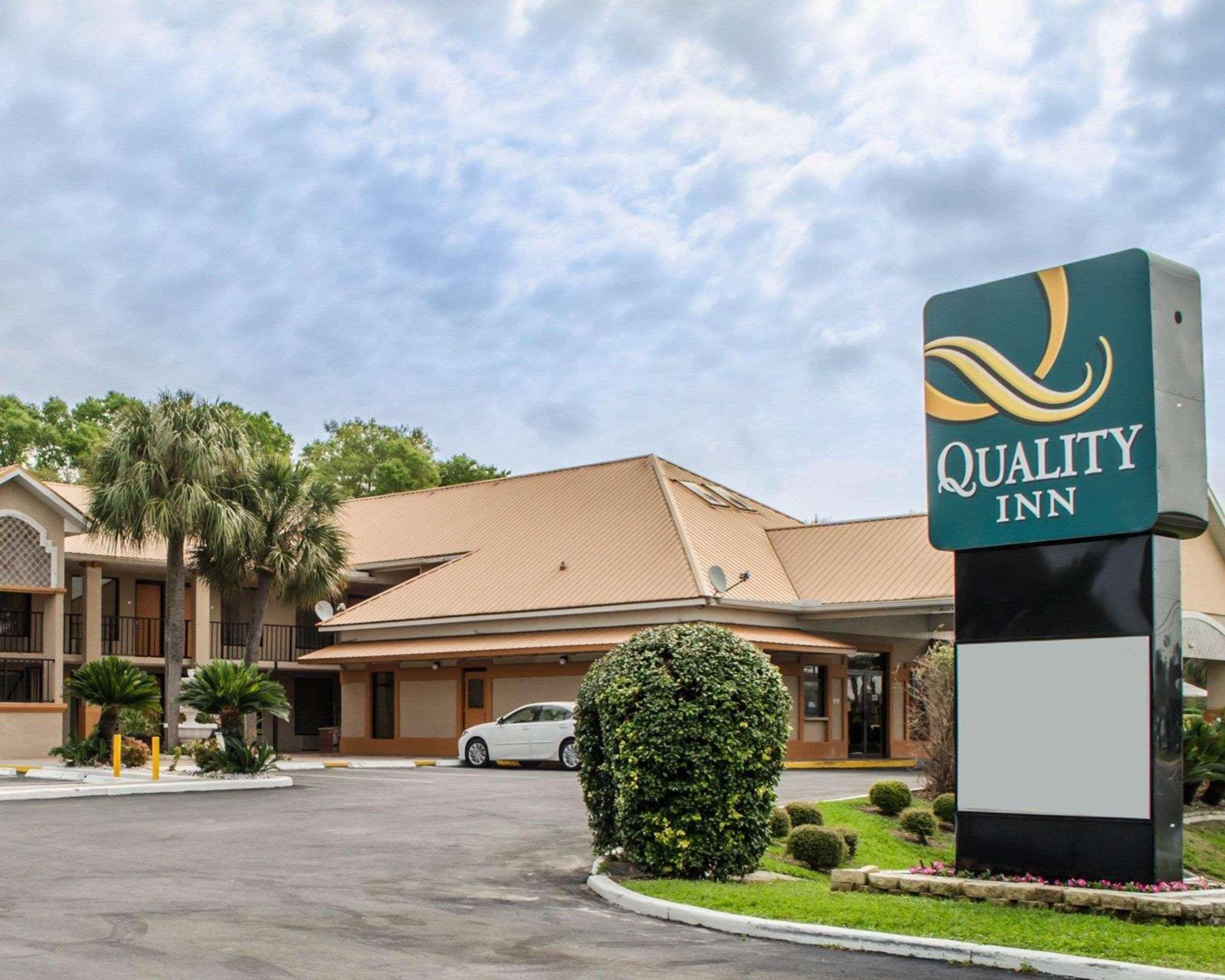 Quality Inn Near Manatee Springs State Park チーフランド エクステリア 写真