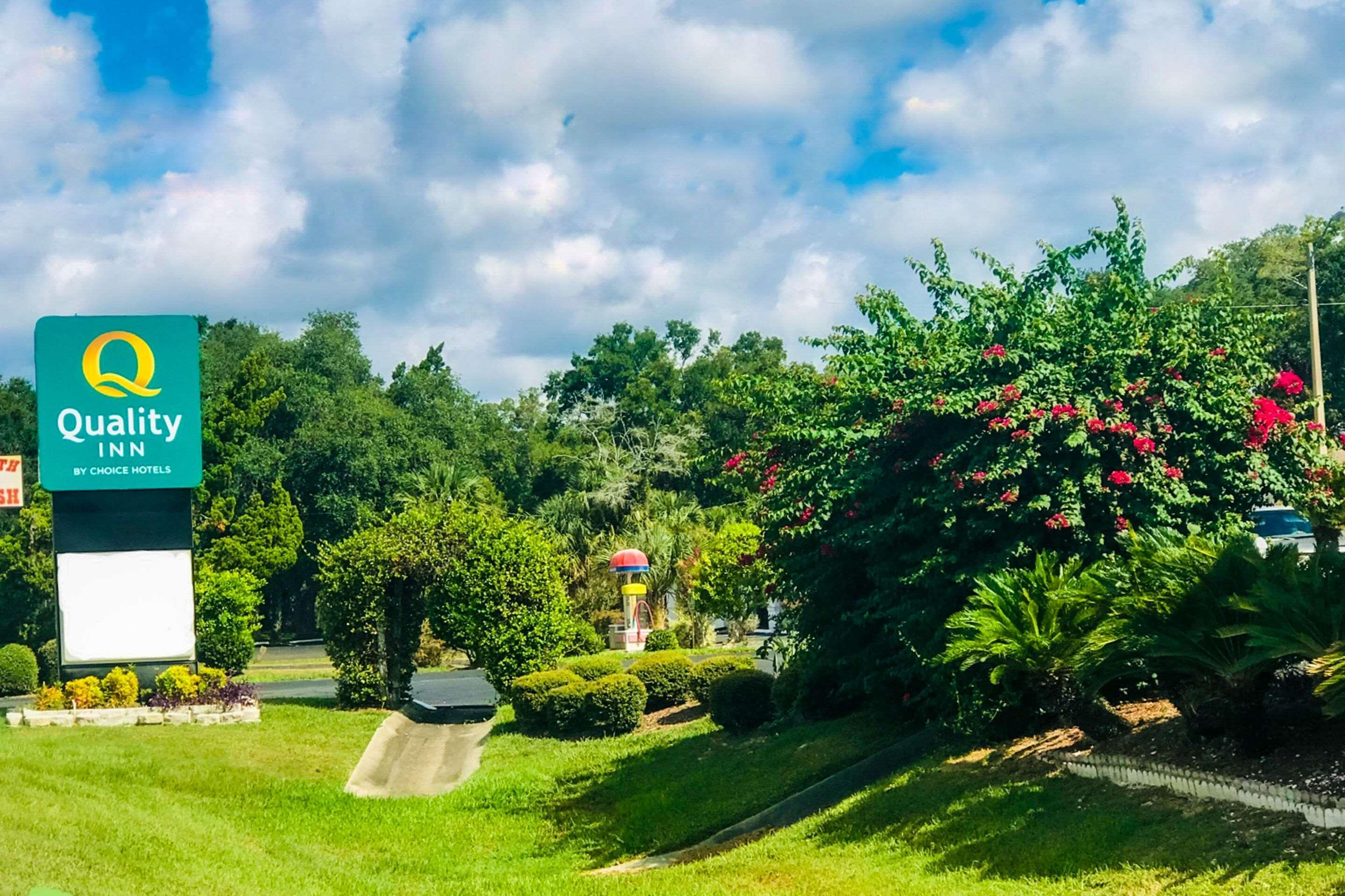 Quality Inn Near Manatee Springs State Park チーフランド エクステリア 写真