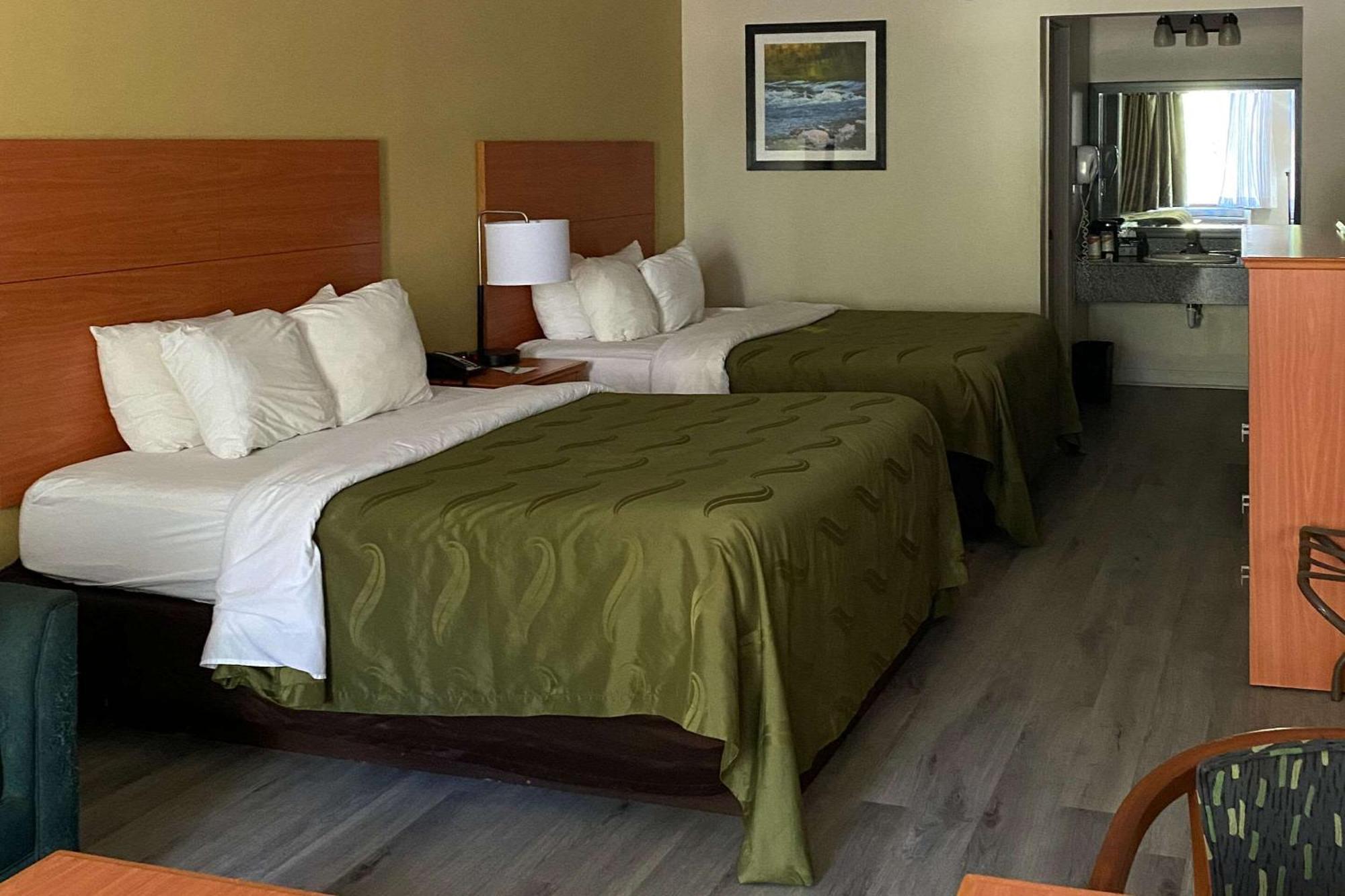 Quality Inn Near Manatee Springs State Park チーフランド エクステリア 写真