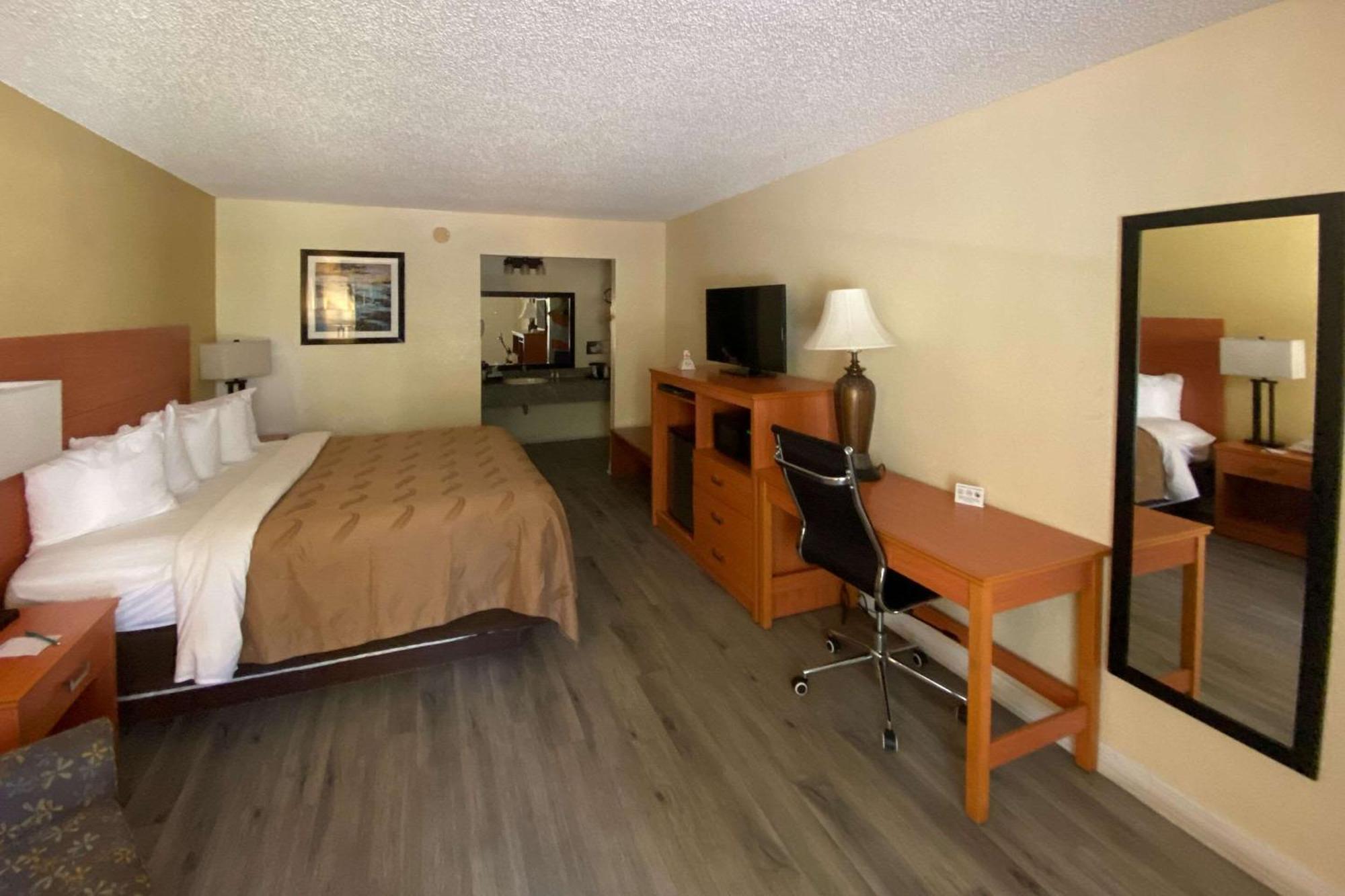 Quality Inn Near Manatee Springs State Park チーフランド エクステリア 写真