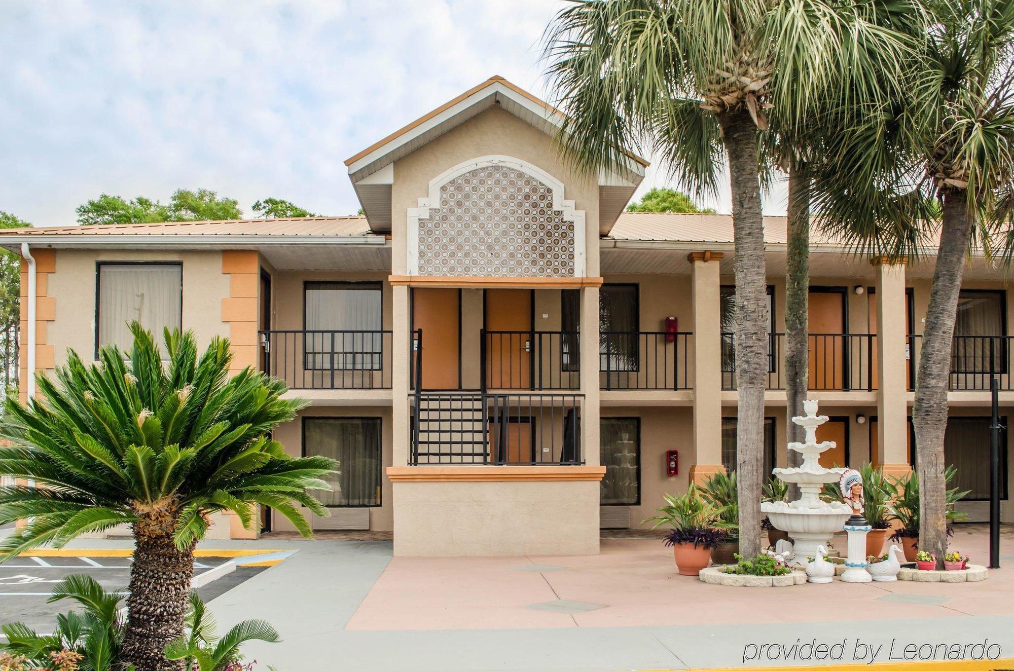 Quality Inn Near Manatee Springs State Park チーフランド エクステリア 写真