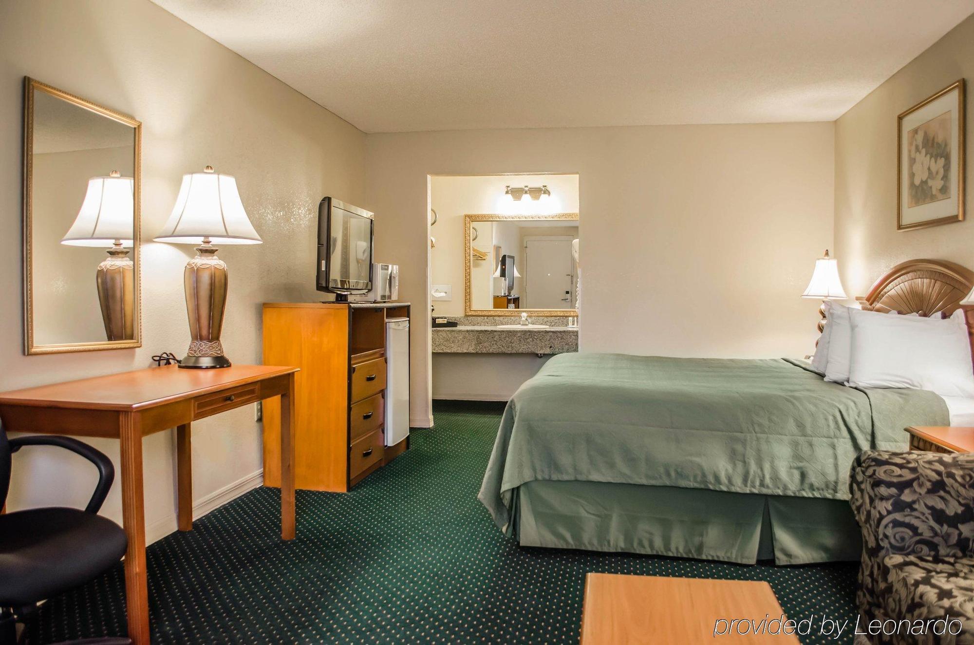 Quality Inn Near Manatee Springs State Park チーフランド エクステリア 写真