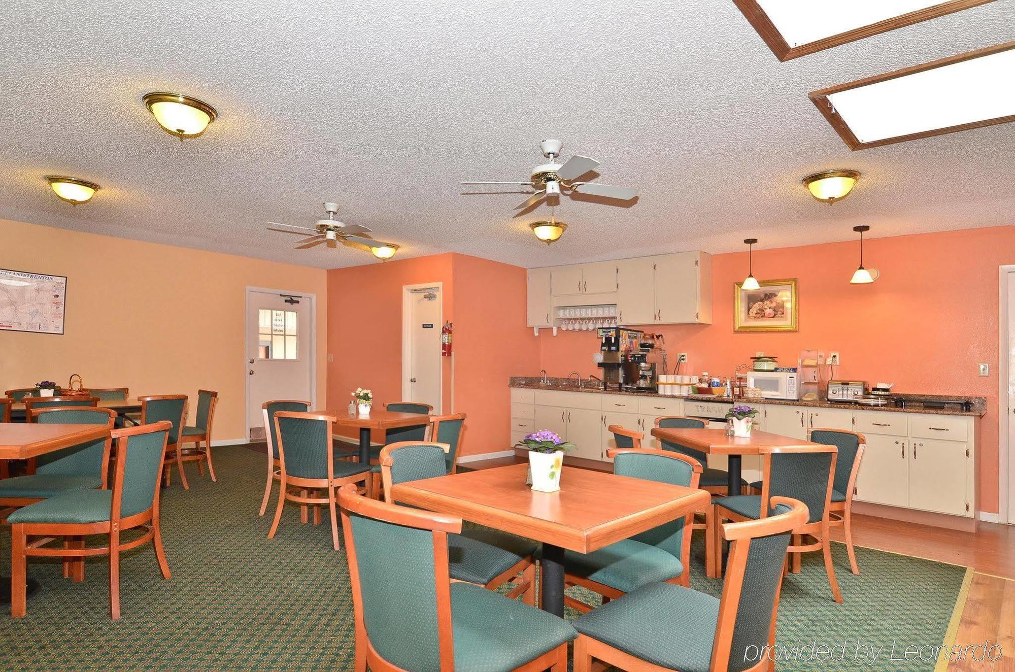 Quality Inn Near Manatee Springs State Park チーフランド エクステリア 写真
